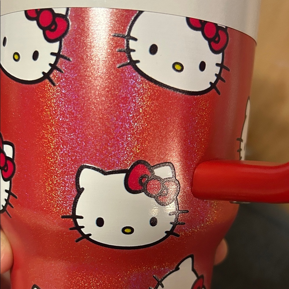 Stanley x Hello Kitty Glittery Red 40 oz Flowstate Tumbler - Picture 7 of 11